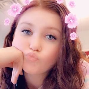 Meet your Posher, Carlee